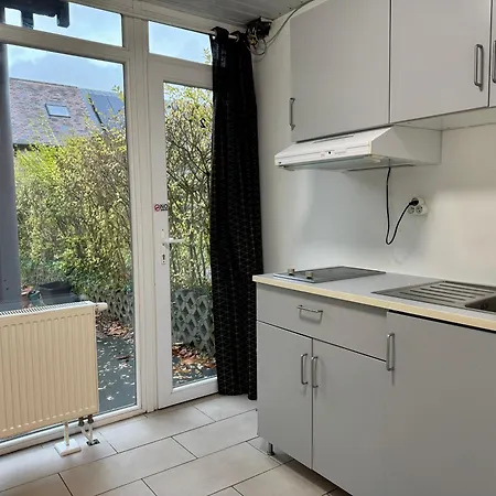 Apartmán Calme Avec Jardin & Terrasse Metro Direct Centre De *