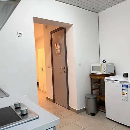 Cosy A Metro Vandervelde