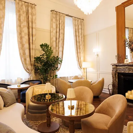 Fleur De 4*