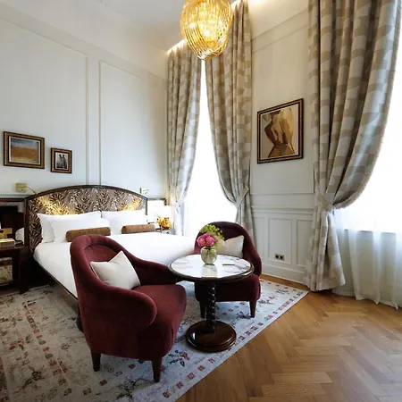 Fleur De 4*