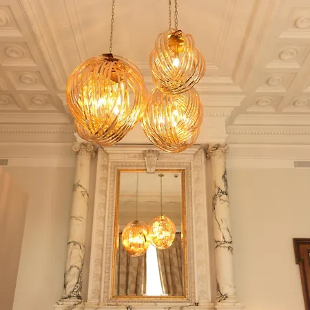 Hotell Fleur De 4*