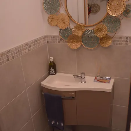 1br Metro Hopital Erasme Bordet Handicapt Friendly *