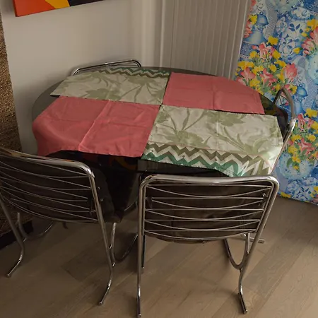 1br Metro Hopital Erasme Bordet Handicapt Friendly アパート