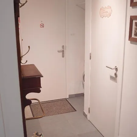 1br Metro Hopital Erasme Bordet Handicapt Friendly