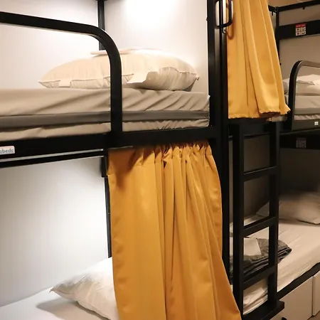 Hi Jacques Brel Hostel *