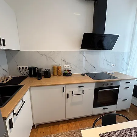 Echoes Of The Mirror