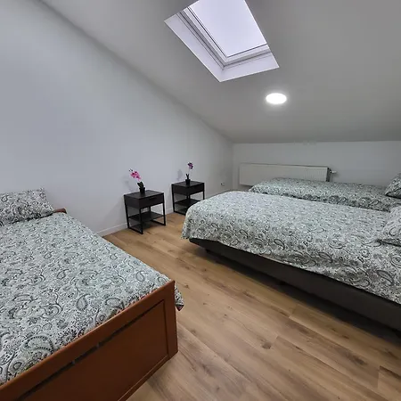 ゲストハウス La Maison De Carlos *