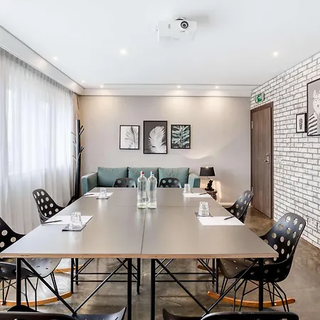 Hotell Pentahotel Centre