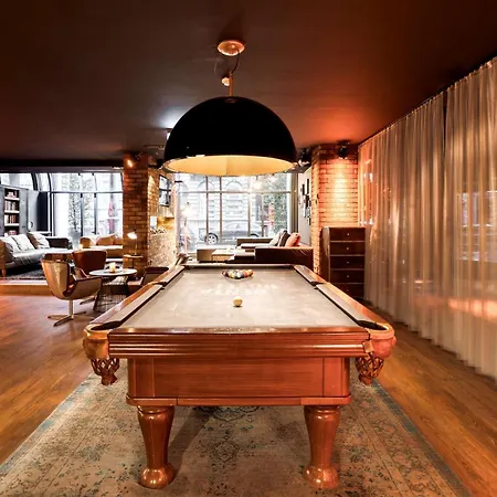 Hotell Pentahotel Centre 4*
