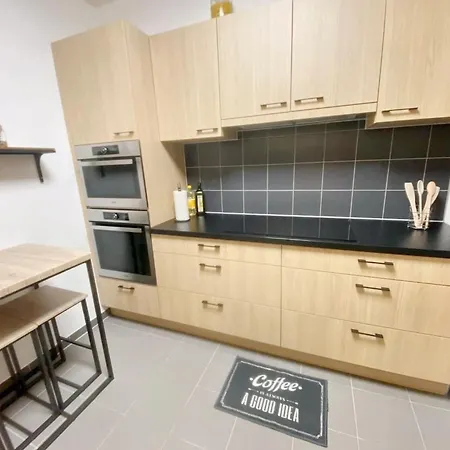 Apartment Modern In Cureghem Anderlecht 134 M² + Terrace *