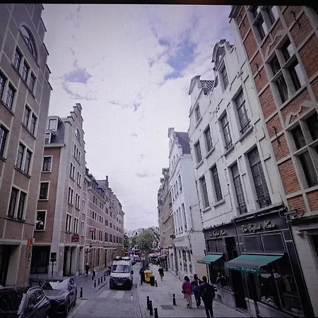 Van Der Meiren House Apartment *