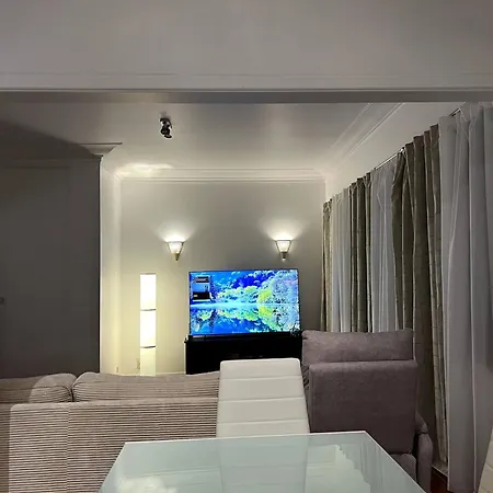 Penthouse In Avenue Louise Apartment