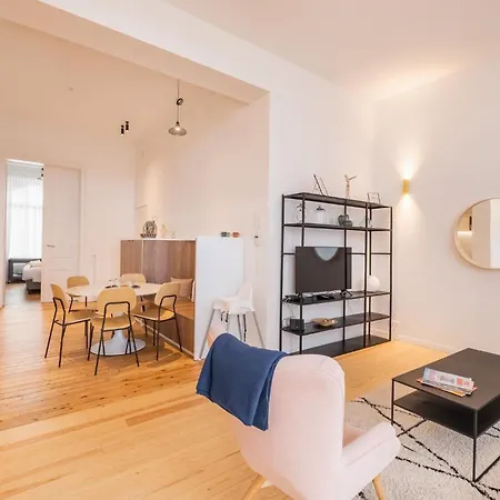Floor New Duplex Stunning View In Trendy St Gilles Apartamento