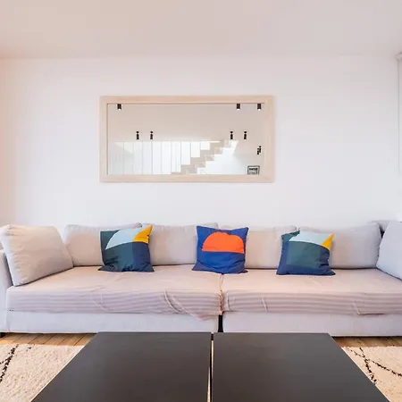 Apartamento Floor New Duplex Stunning View In Trendy St Gilles Bruxelas
