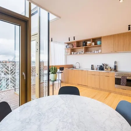 Floor New Duplex Stunning View In Trendy St Gilles Apartamento