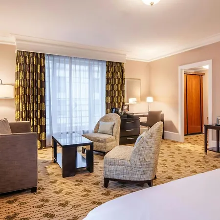 Hotel Renaissance 4*