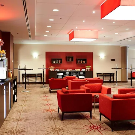 布鲁塞尔万怡酒店 酒店