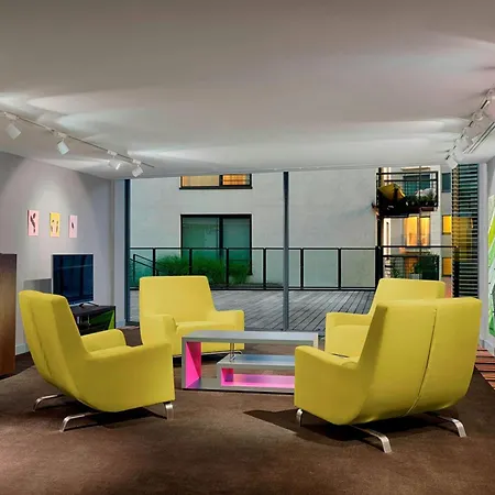 Aloft Schuman Hotel