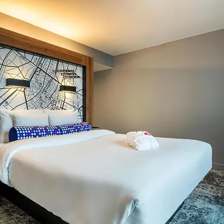 Aloft Schuman Hotel 3*