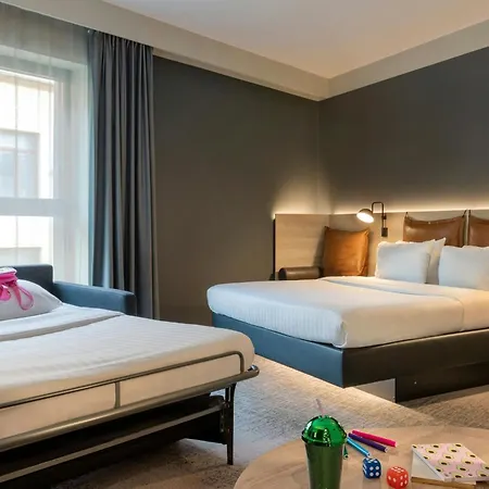 Moxy Center 4* Брюссель