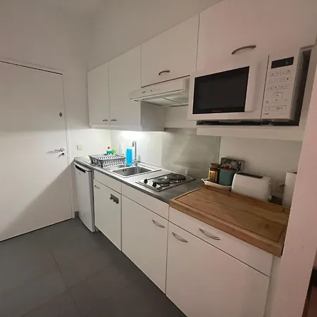 Center Apartment *