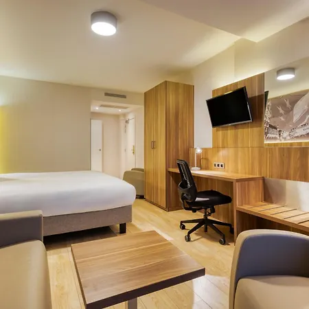 ホテル Schuman By Ihg 4*