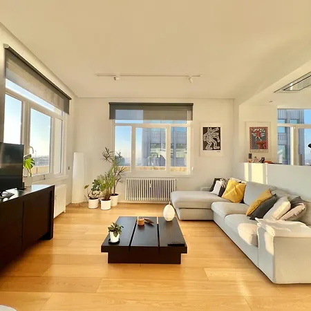 Lovely Loft In Panoramic View! Apartment *