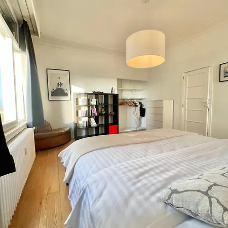 Apartment Lovely Loft In Panoramic View!