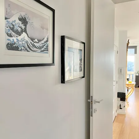 Lovely Loft In Panoramic View! Brüssel