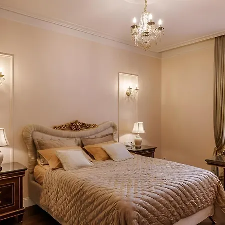 Designer In Szálloda *