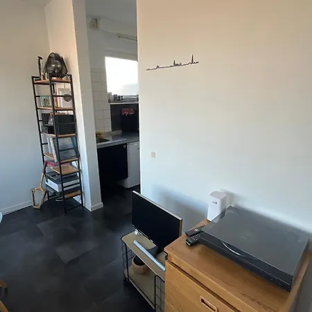 Theview Apartment *