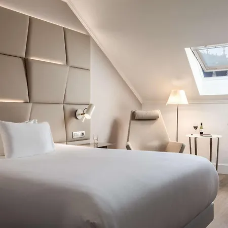 Nh コレクション グラン サブロン ホテル