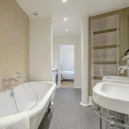 The Parliament Flats