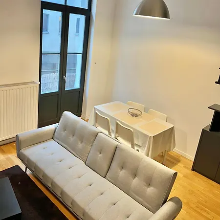Apartment Center *
