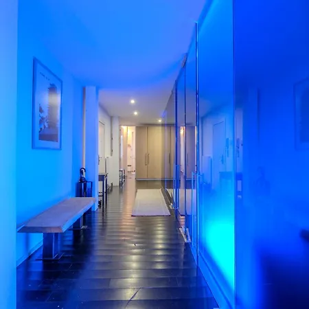 Beautiful Penthouse With Terrace In Apartment Brüssel