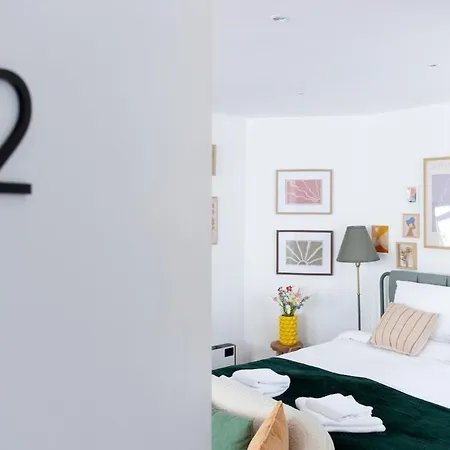 Bright & Charming In Brussels, Heart Of Saint-gilles Apartamento *