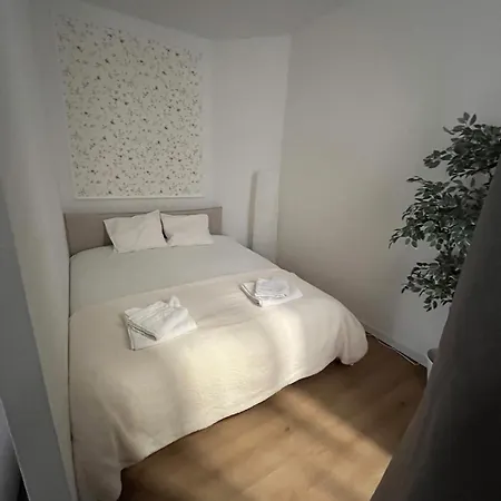 Charming In Saint-gilles, Brussels, Perfect Getaway