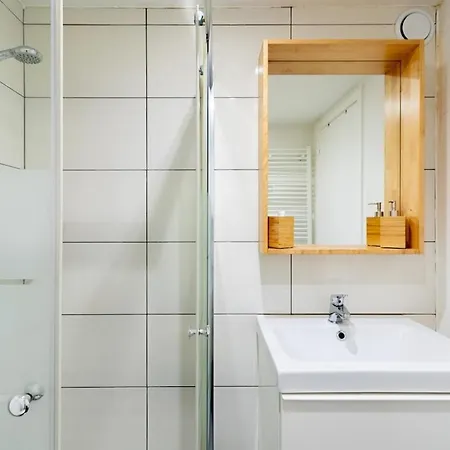 Apartment Elegant In