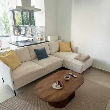 Cozy And Luxurious In Brussels, Laeken Apartment Brüssel