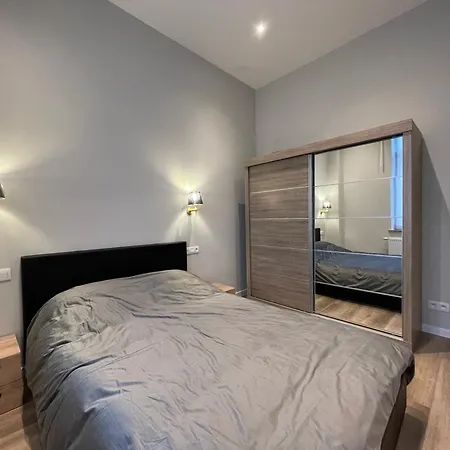 Midi Station Appartement