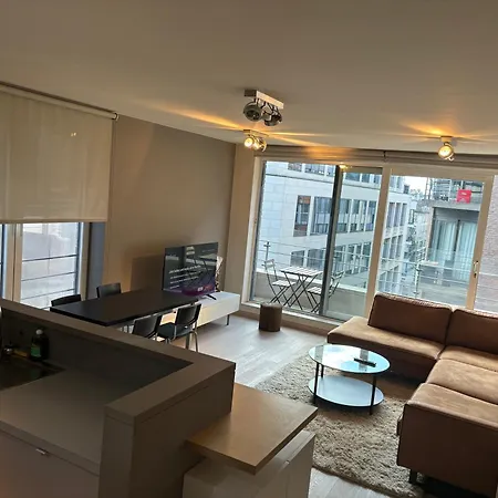 Lägenhet Comfortable Two Bedroom In Center