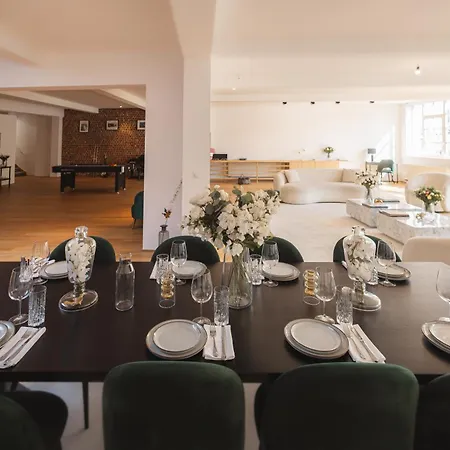 Apartment 400 Sqm Luxury Centre *