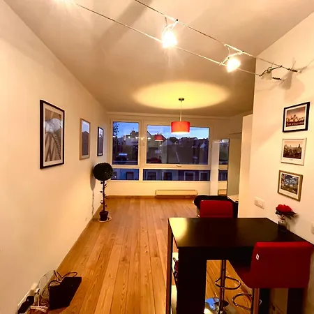 Cosy Studio - Quartier Chatelain * 布鲁塞尔