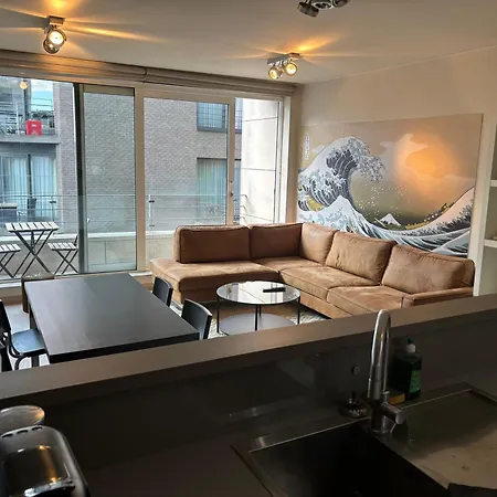 Lägenhet Comfortable Two Bedroom In Center Bryssel