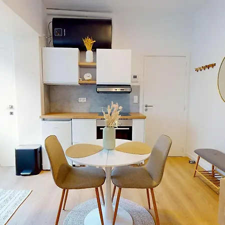 Apartamento Cosy Centre Avec Balcon *