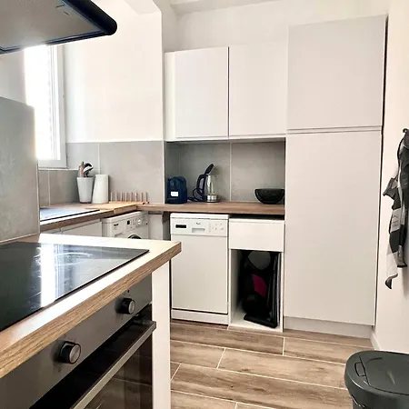 Close To Nato Appartement *