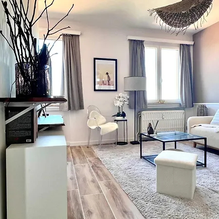 Apartment Close To Nato *