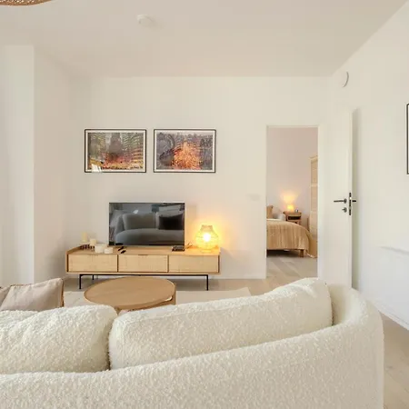 Lumineux 1 Au Cour De Schaerbeek Апартаменты