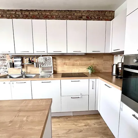 Bright & Stylish In Nature Apartment *