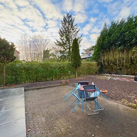 Apartmán Calme Avec Jardin & Terrasse Metro Direct Centre De *